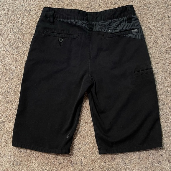 BOYS VOLCOM SHORTS - Picture 4 of 4